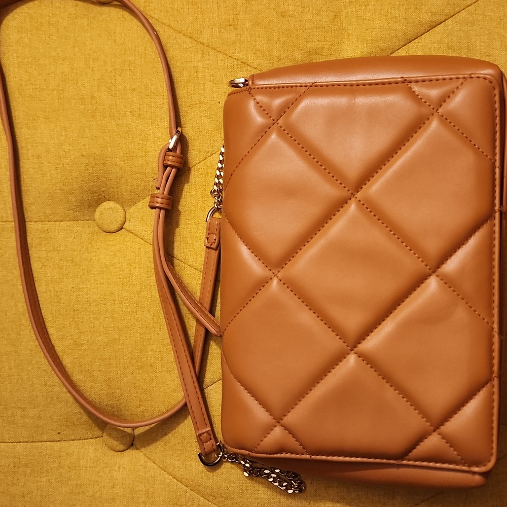 Camel crossbody purse